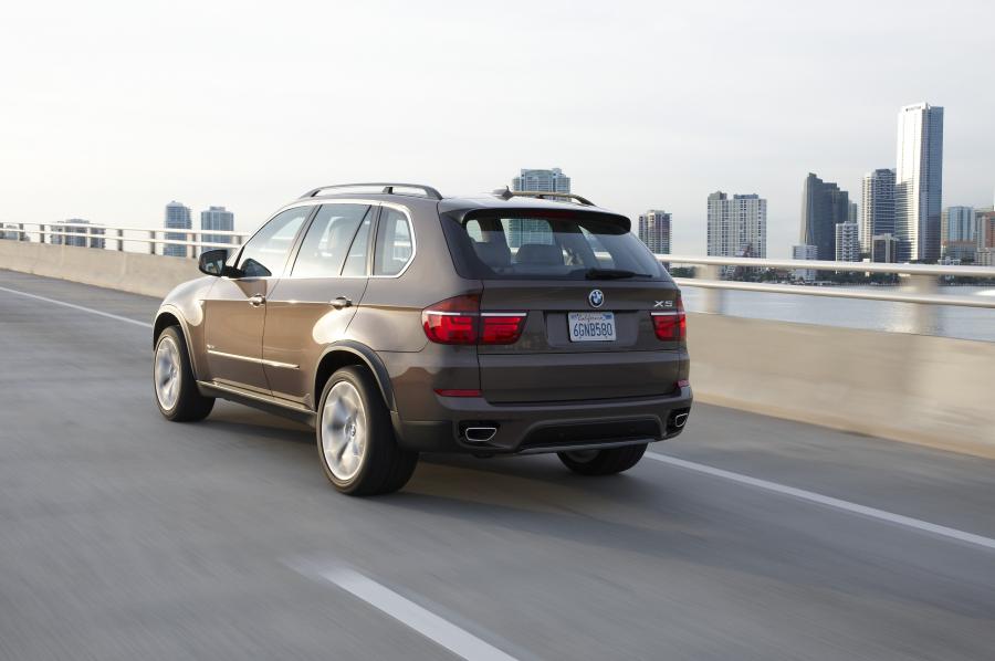  BMW X5 xDrive 5.0i 2010 года  (фото 54 из 142)